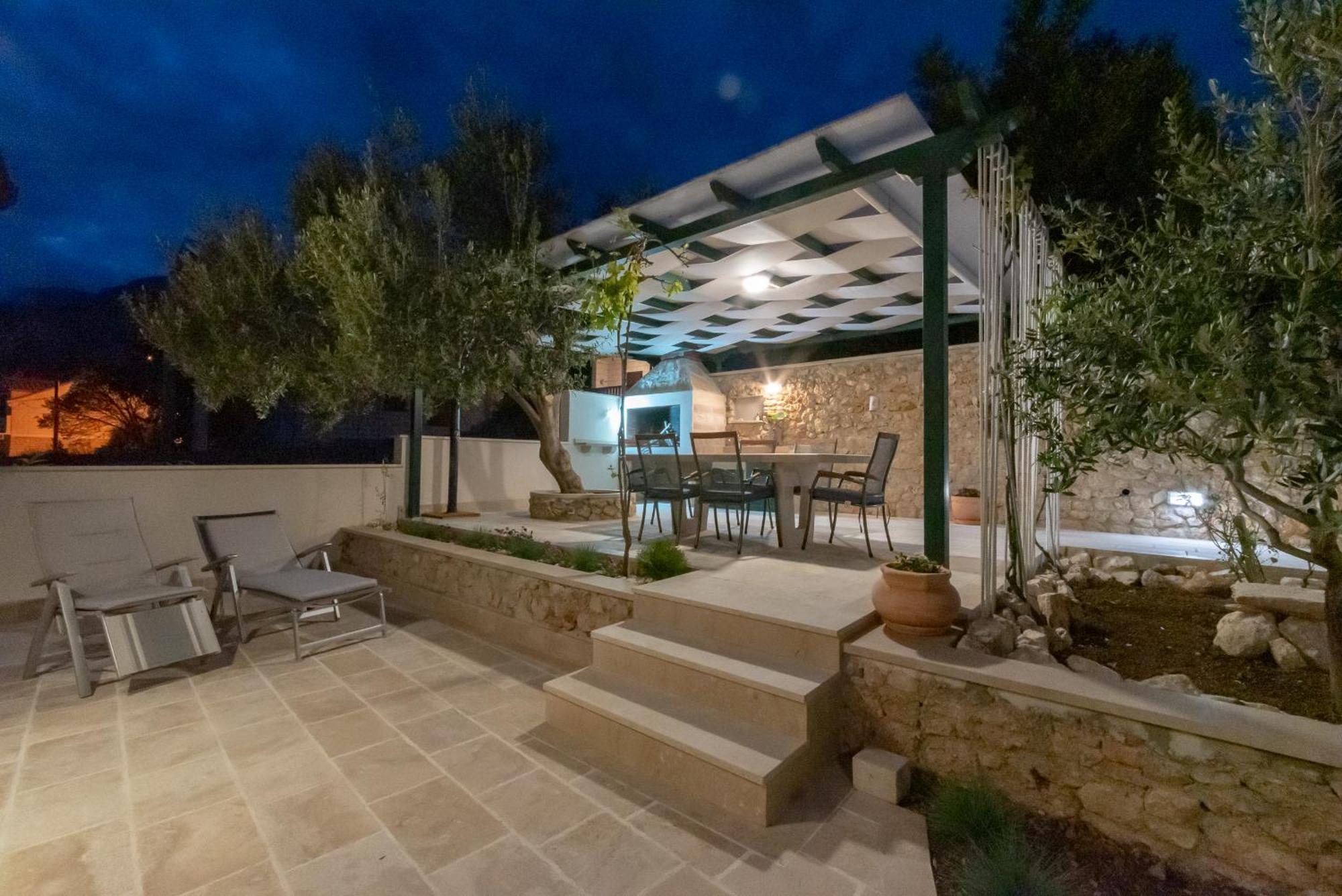 Casa Ol'Bol - Modern Apartment With Seaview And Private Large Backyard Exterior photo