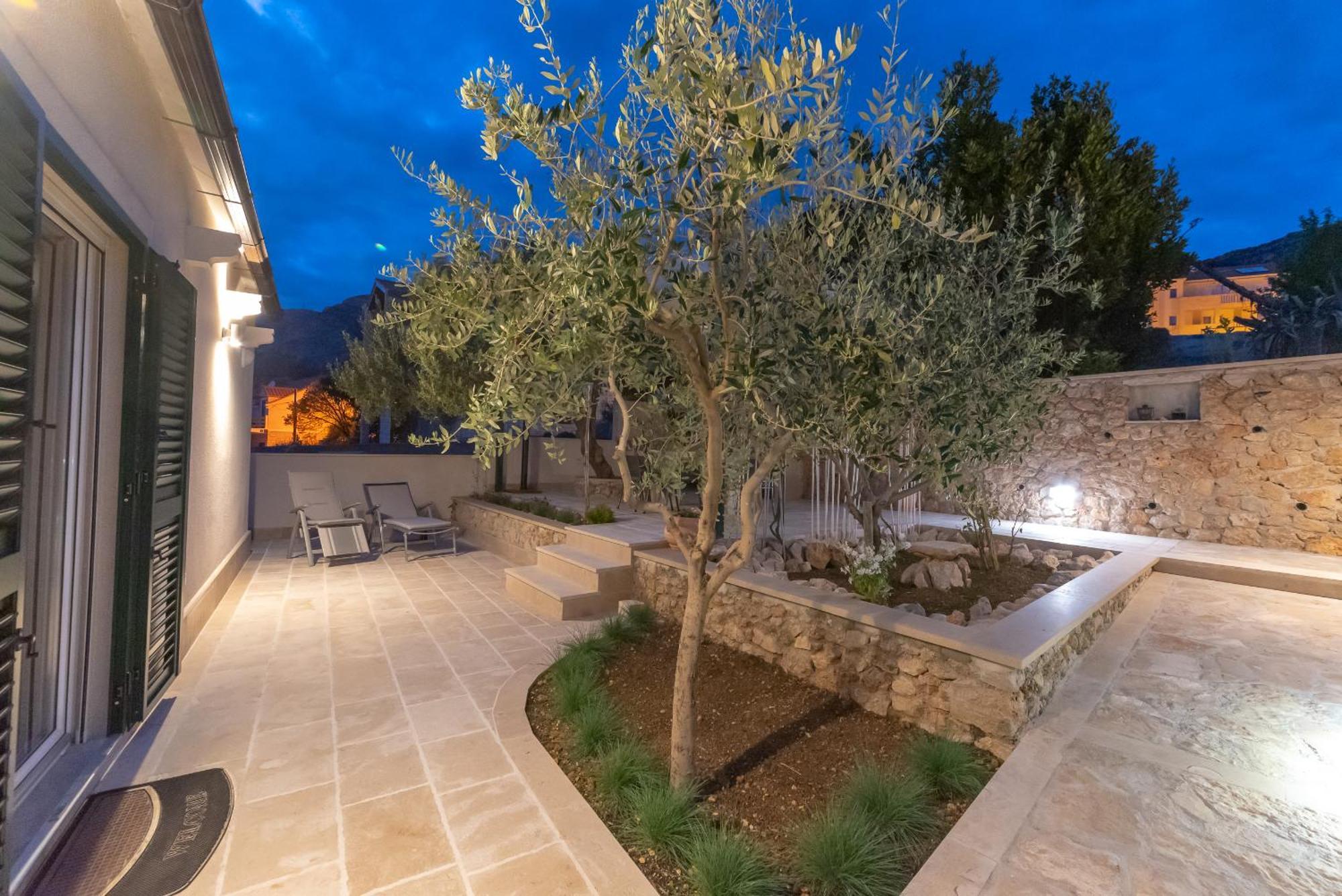 Casa Ol'Bol - Modern Apartment With Seaview And Private Large Backyard Exterior photo
