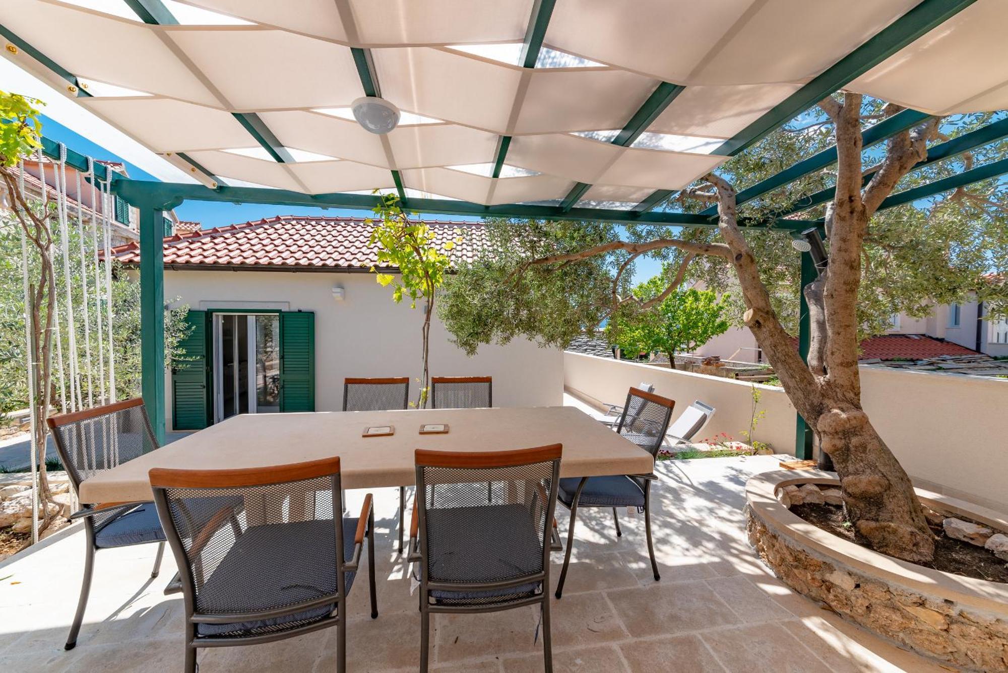 Casa Ol'Bol - Modern Apartment With Seaview And Private Large Backyard Exterior photo